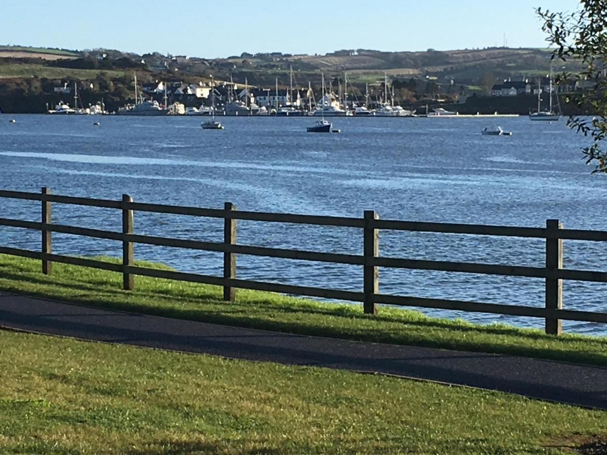 Summer Cottage In Kinsale Exteriör bild